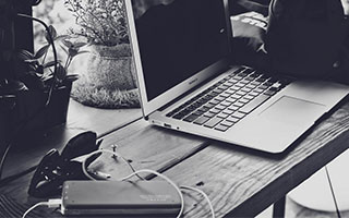 切尔西为19岁新星标价3000万欧！罗马陷入资金困境，英超德甲多队虎视眈眈